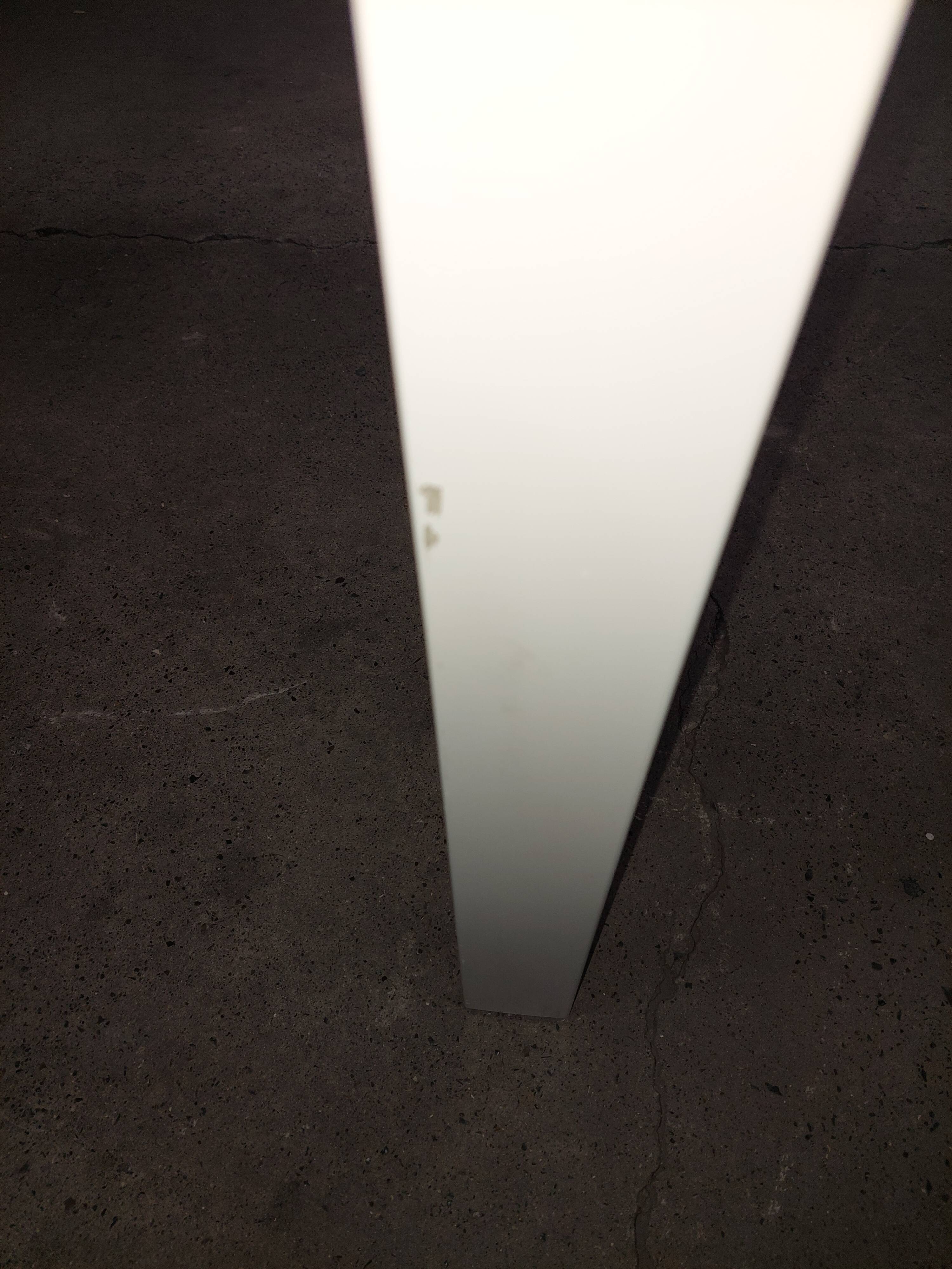 Bench desks 6 workstations with 3 removable partitions used good condition