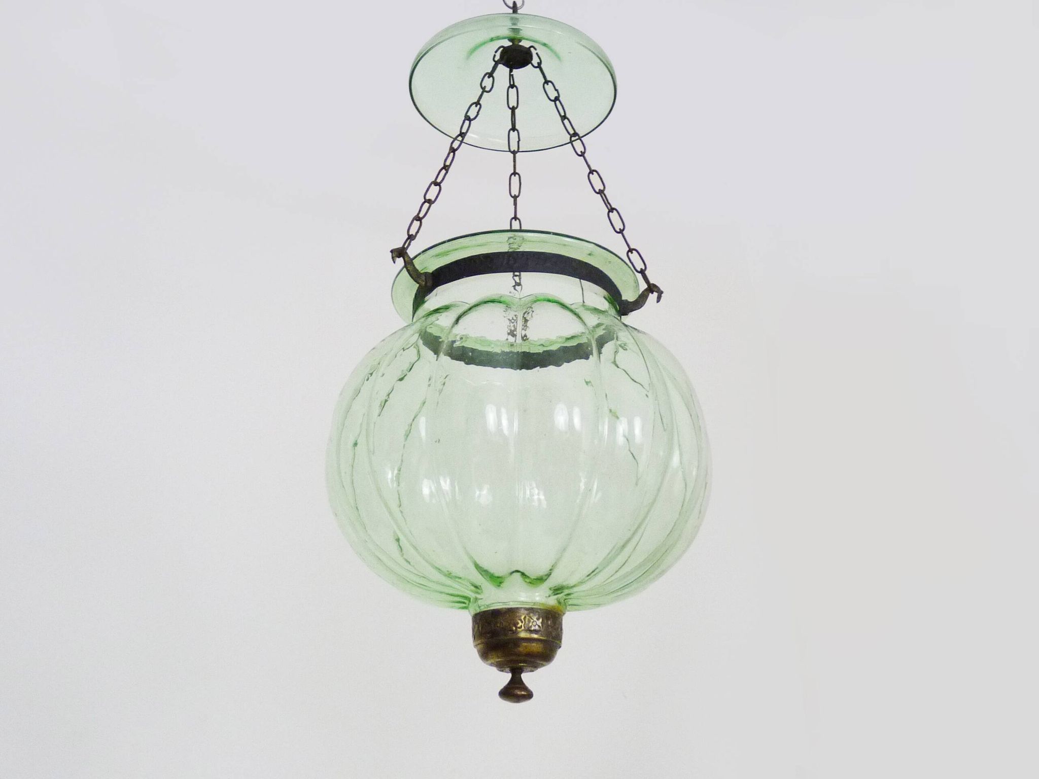 Glass bell lantern with its smoker. 19th century