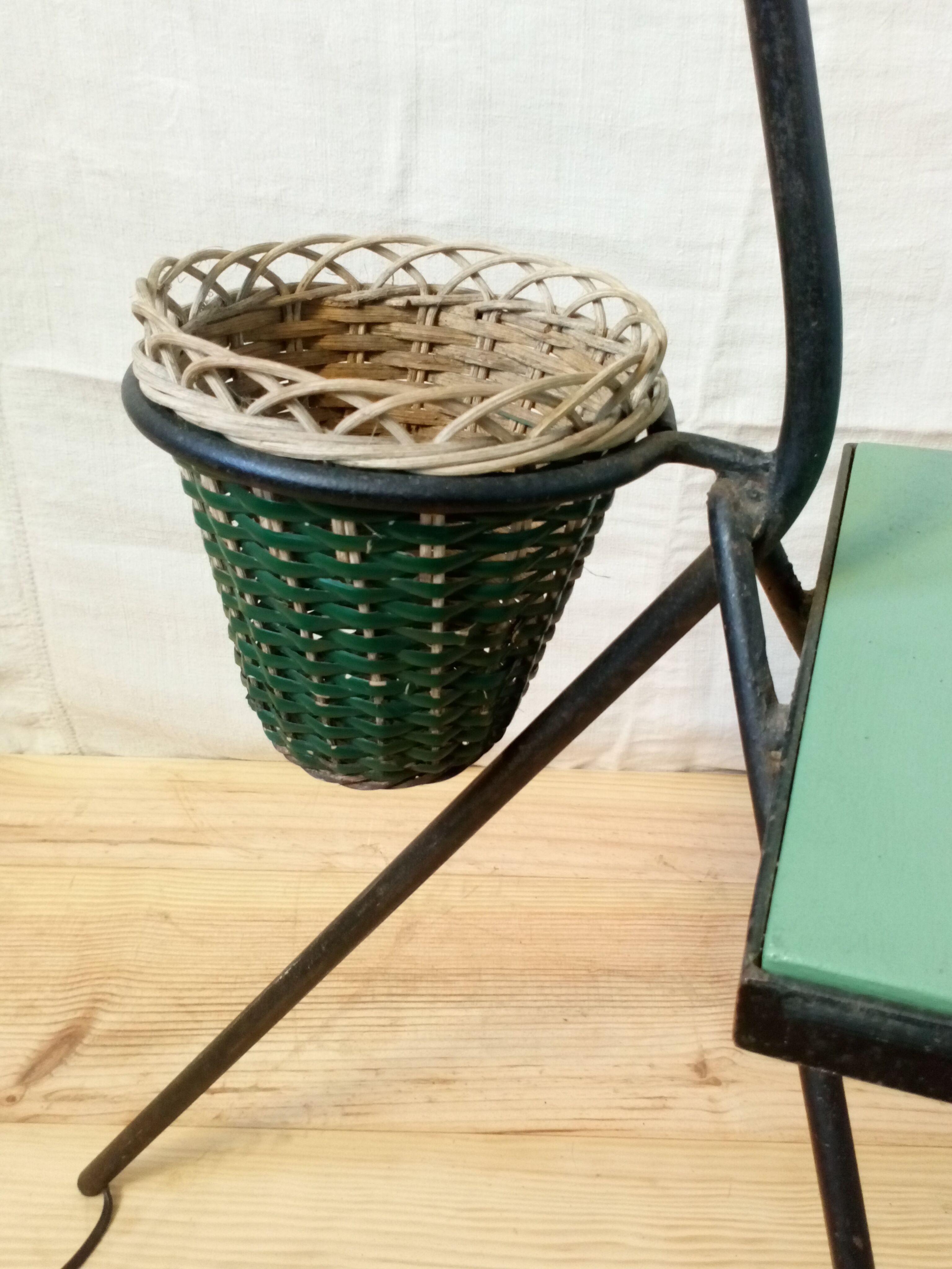 Lampadaire et son porte plante 1950