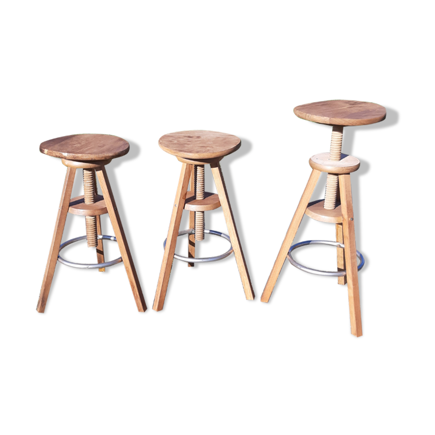 3 industrial stools in iron and wood