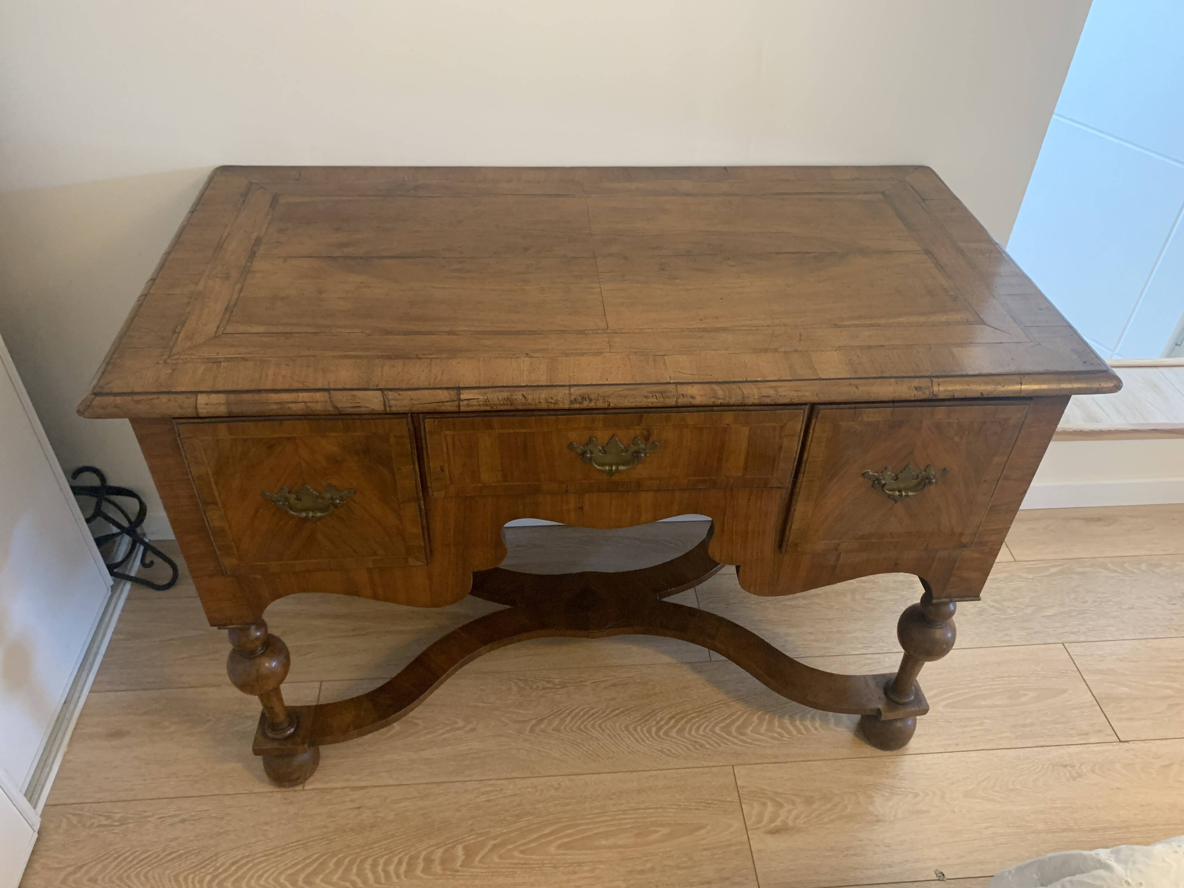 Bureau Mazarin