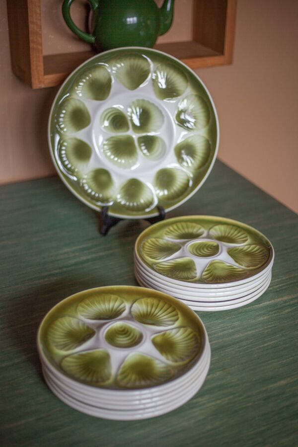 Service assiette coquilles céramique Orchies Moulin des Loups X11 et un grand plat,assiette à huitre