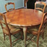 Extendable table and 4 straw chairs, cherry wood
