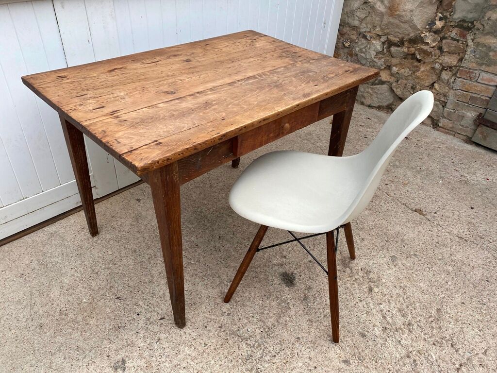 Solid wooden farm table with 1 drawer