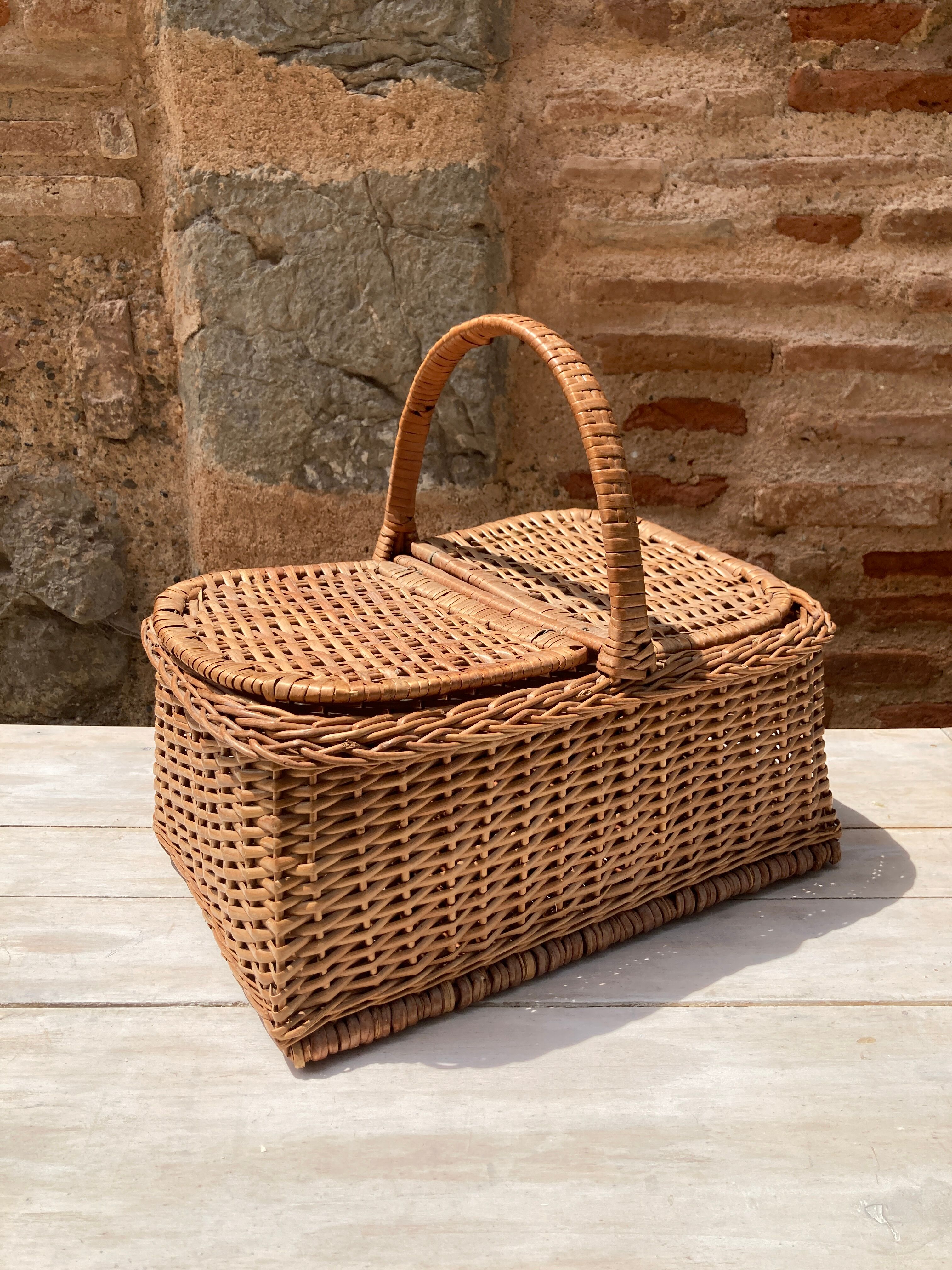Picnic basket