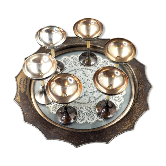 Assemblage art nouveau plaqué argent de 6 tasses avec support en os et salver