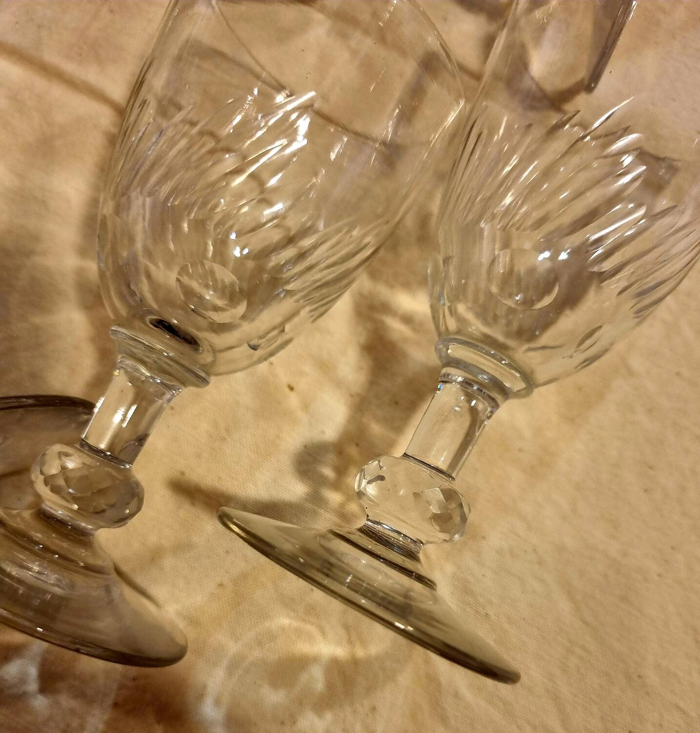 Set of 11 port glasses