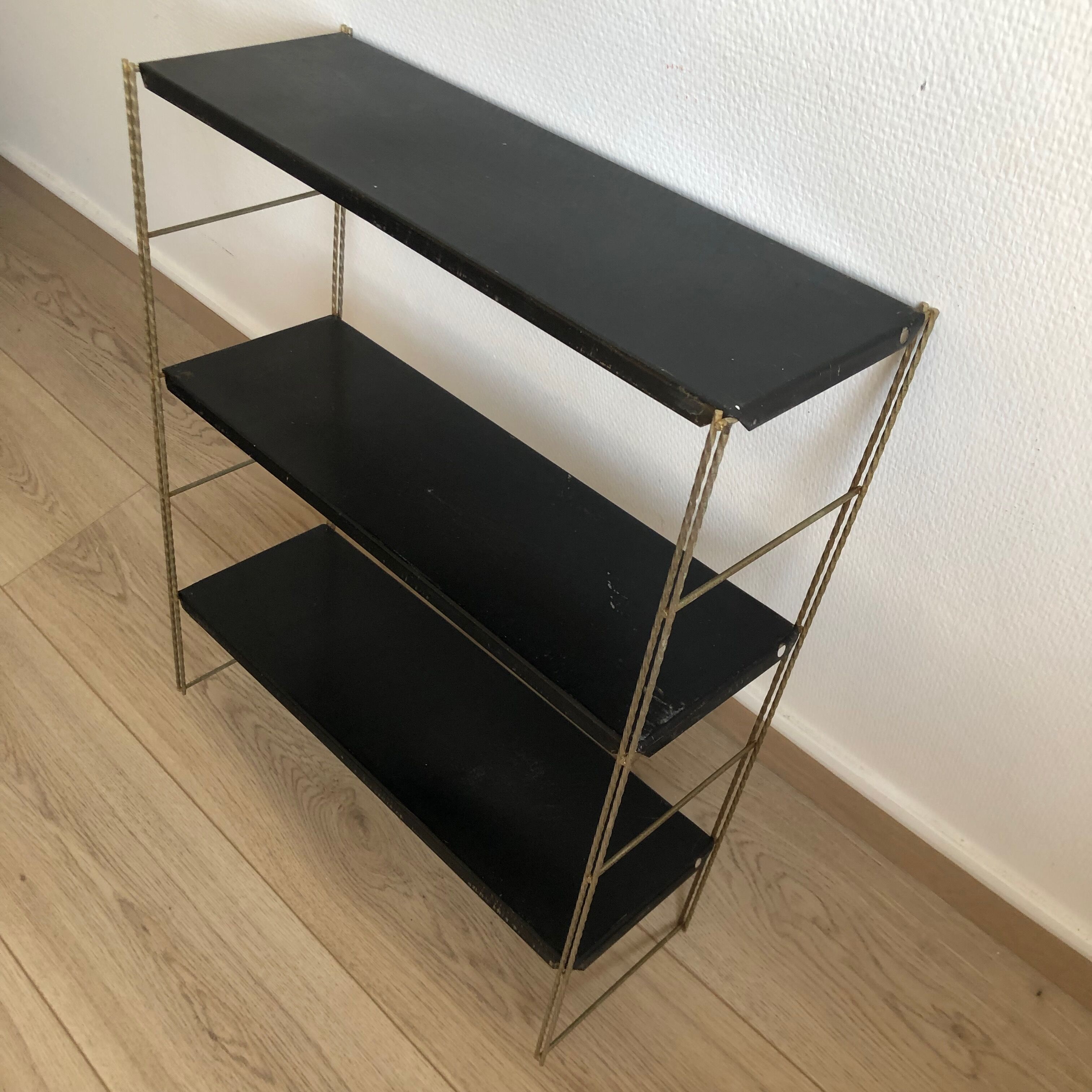 Etagère noire dorée 58x49cm vintage 1960