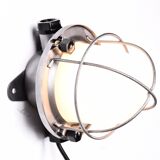 Industrial wall lamp