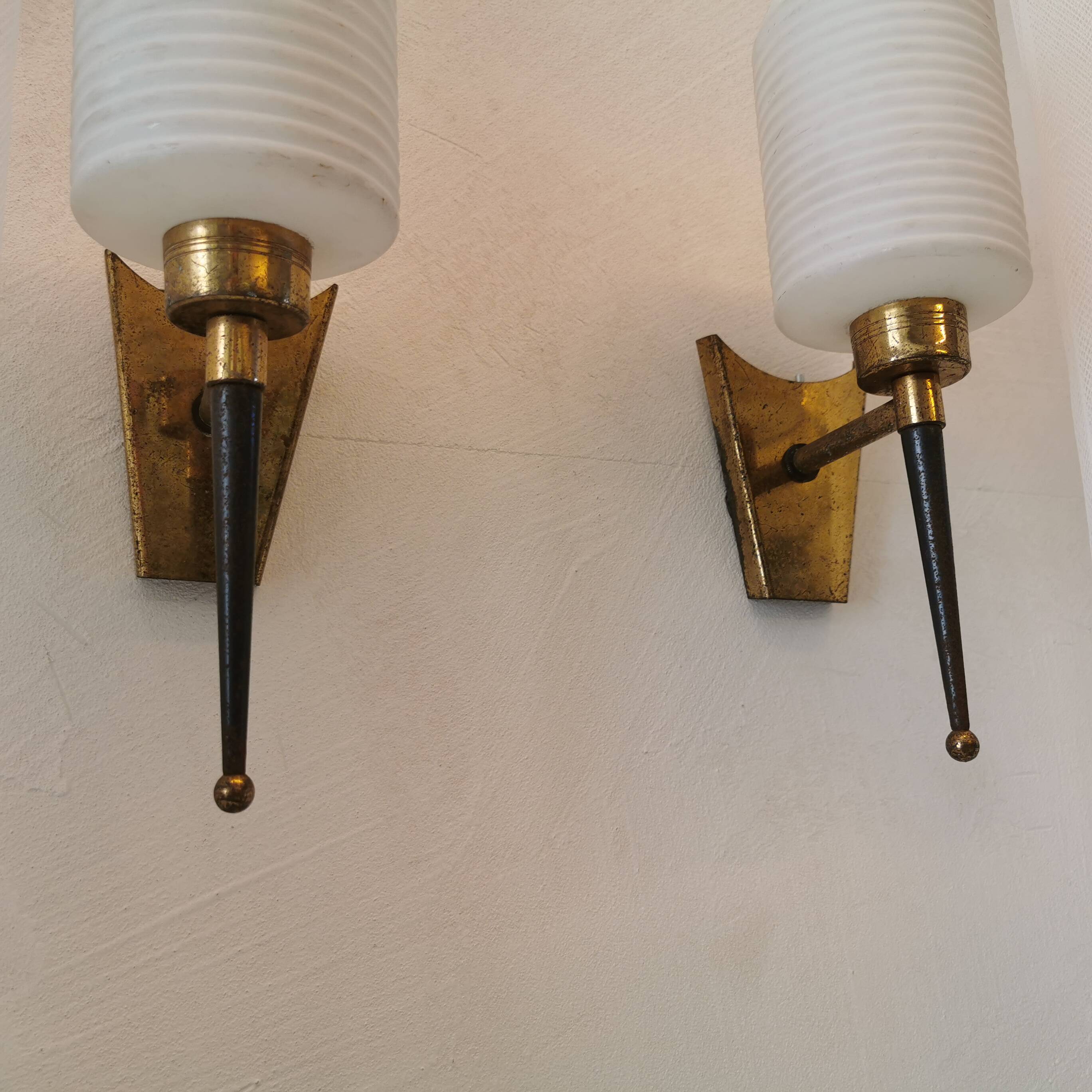 Pair of brass and opaline wall lights