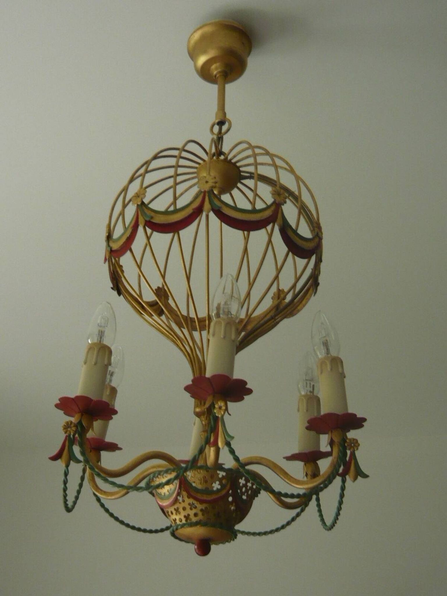 Painted gold metal hot air balloon chandelier with 6 lights