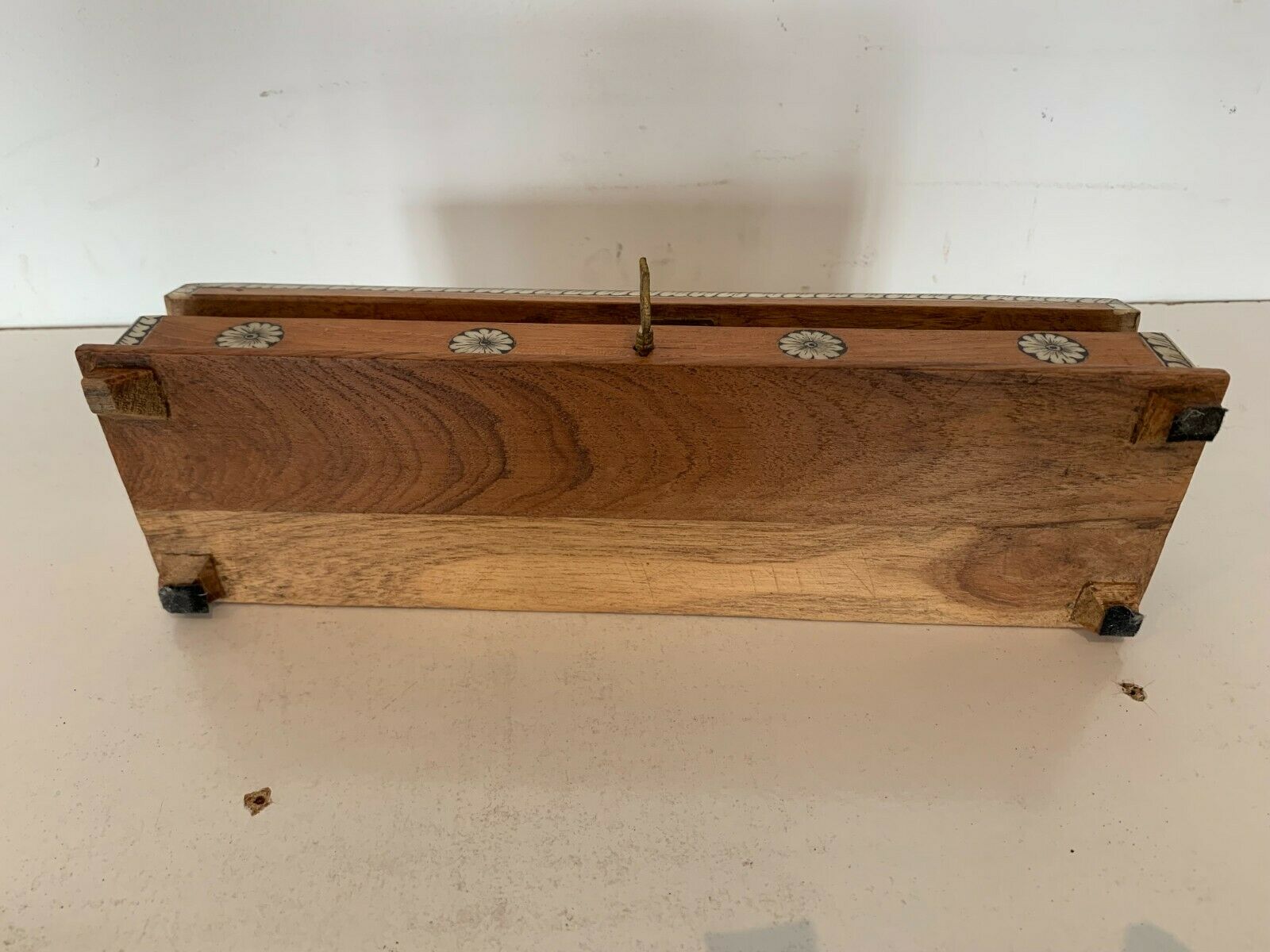 Natural wood plumier box decoration in inlay of bone marquetry