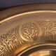 Plat laiton bronze décor ciselé Art de l'Islam Moyen-Orient