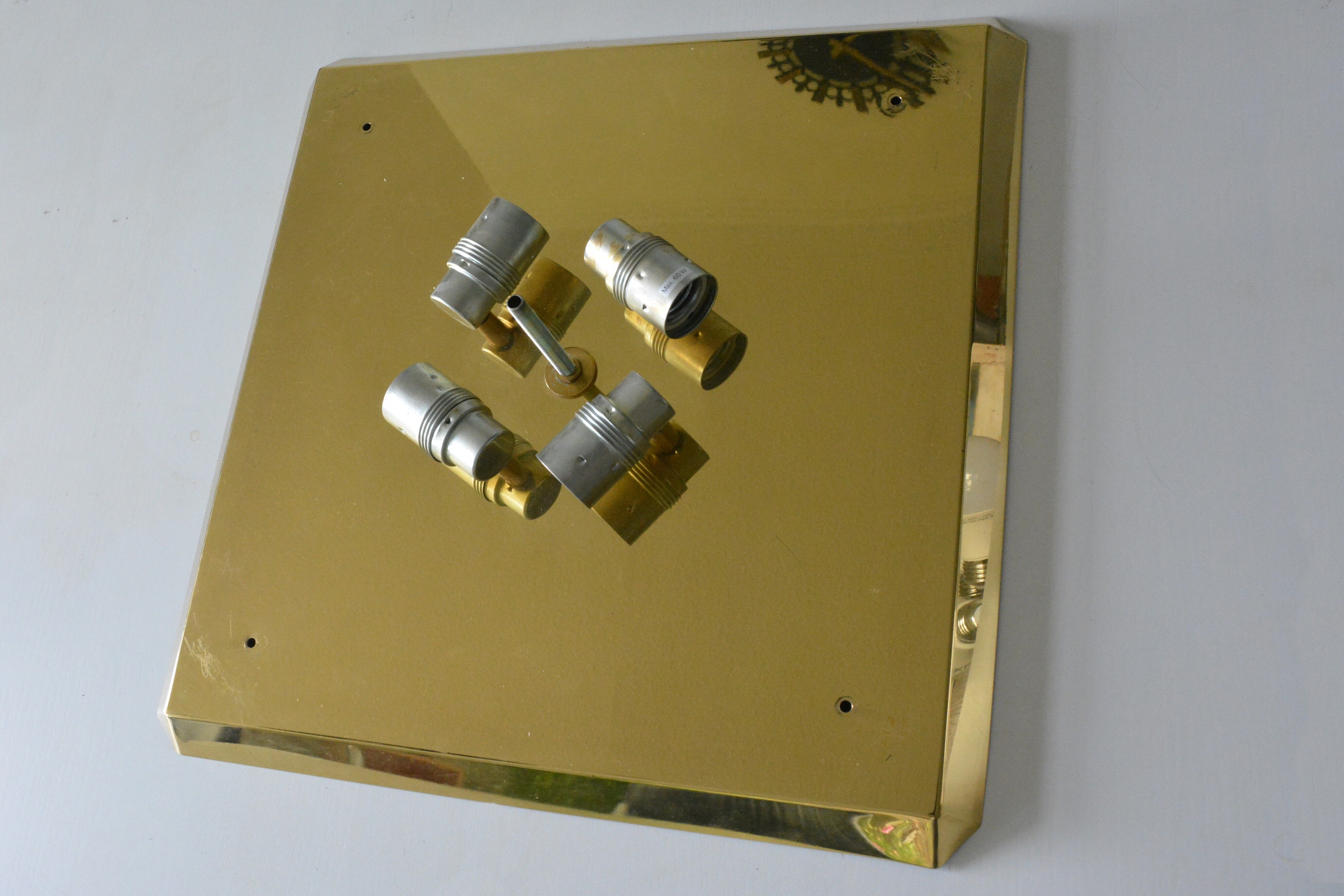 Large Kalmar flushmount, Murano ice glass 70s