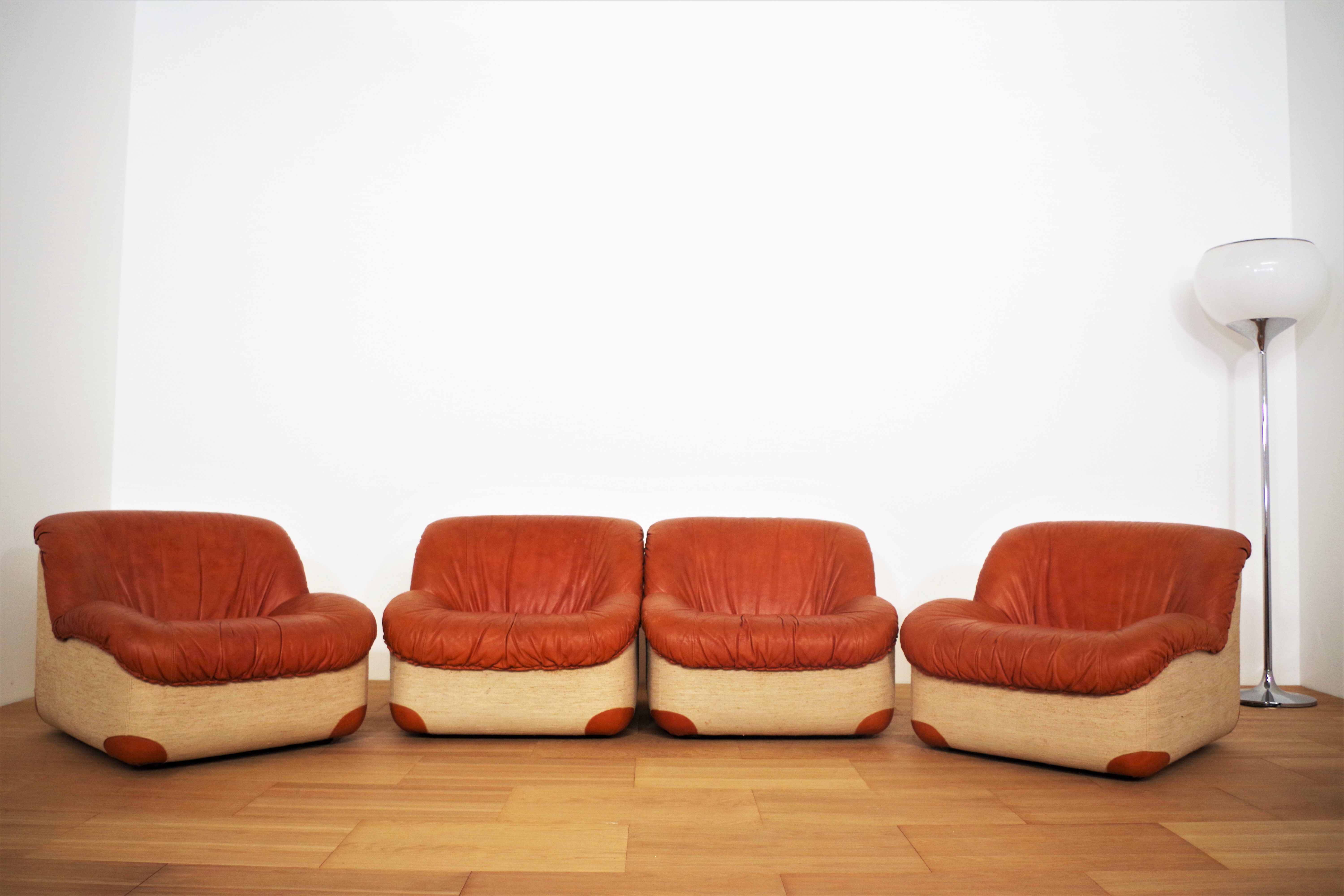 Swan armchairs, 1970s, set of 2