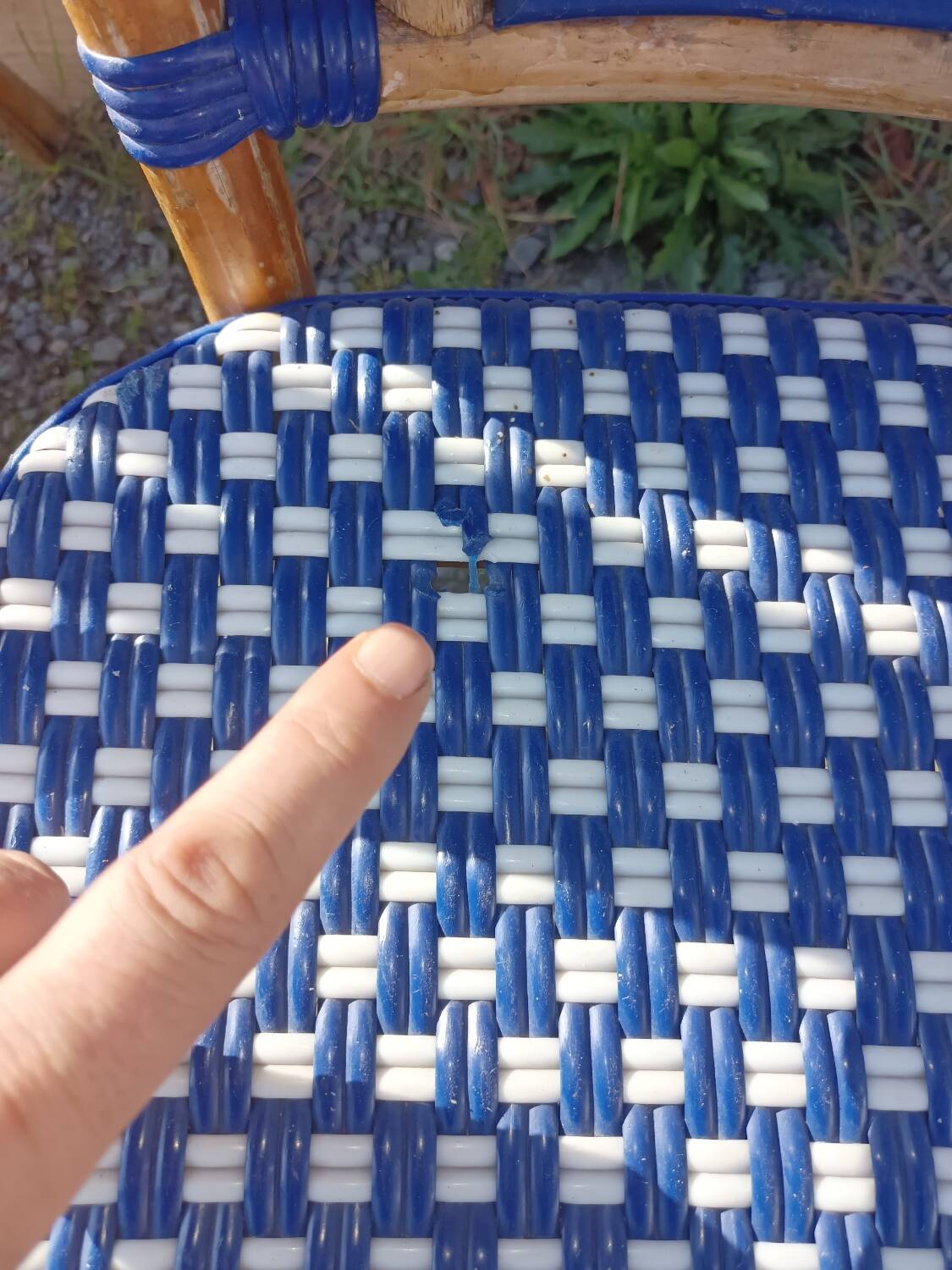 Set of 6 rattan chairs