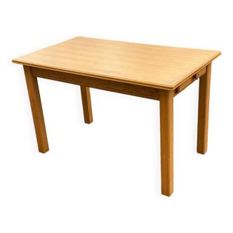 Scandinavian table with drawer in oak wood