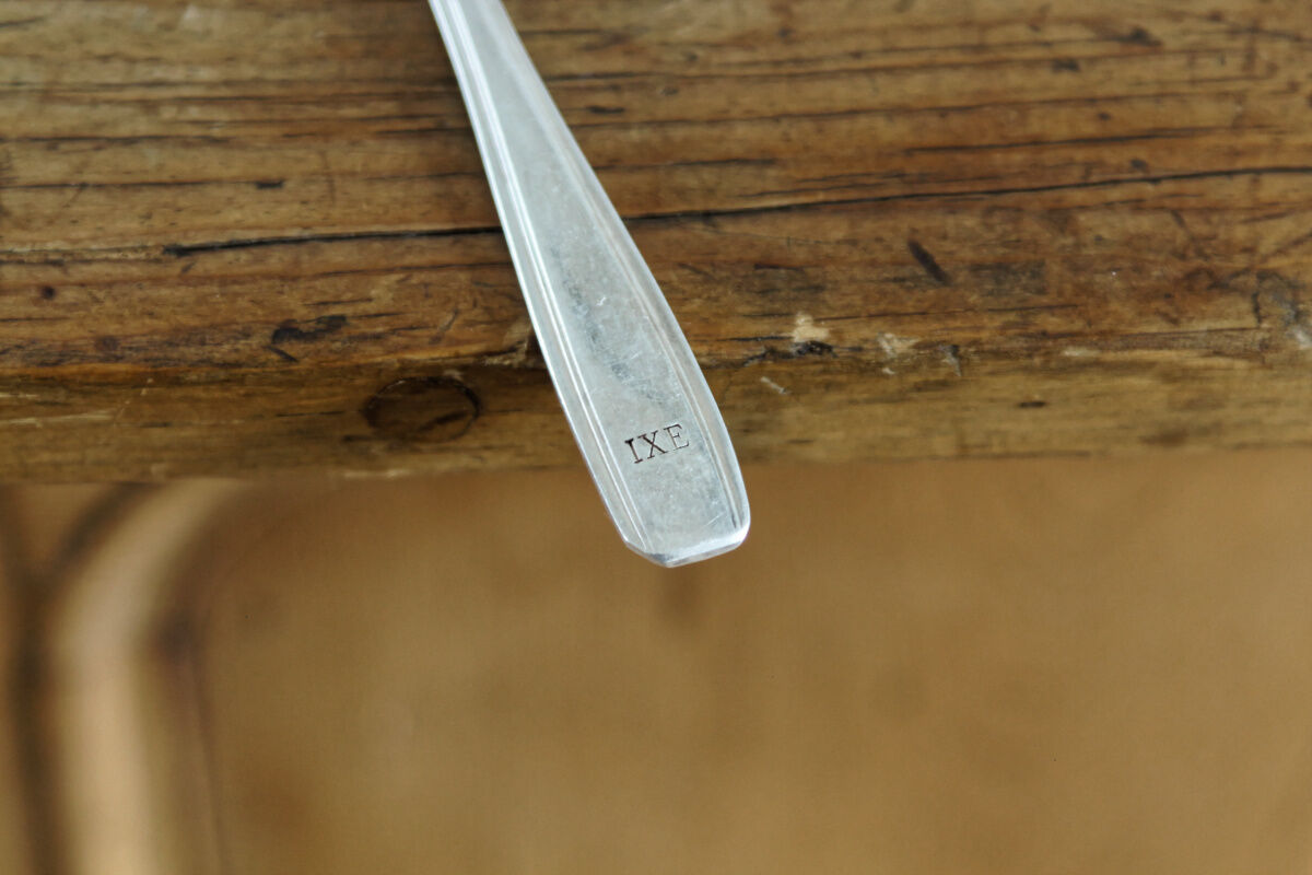 12 silver metal ice spoons, Ercuis