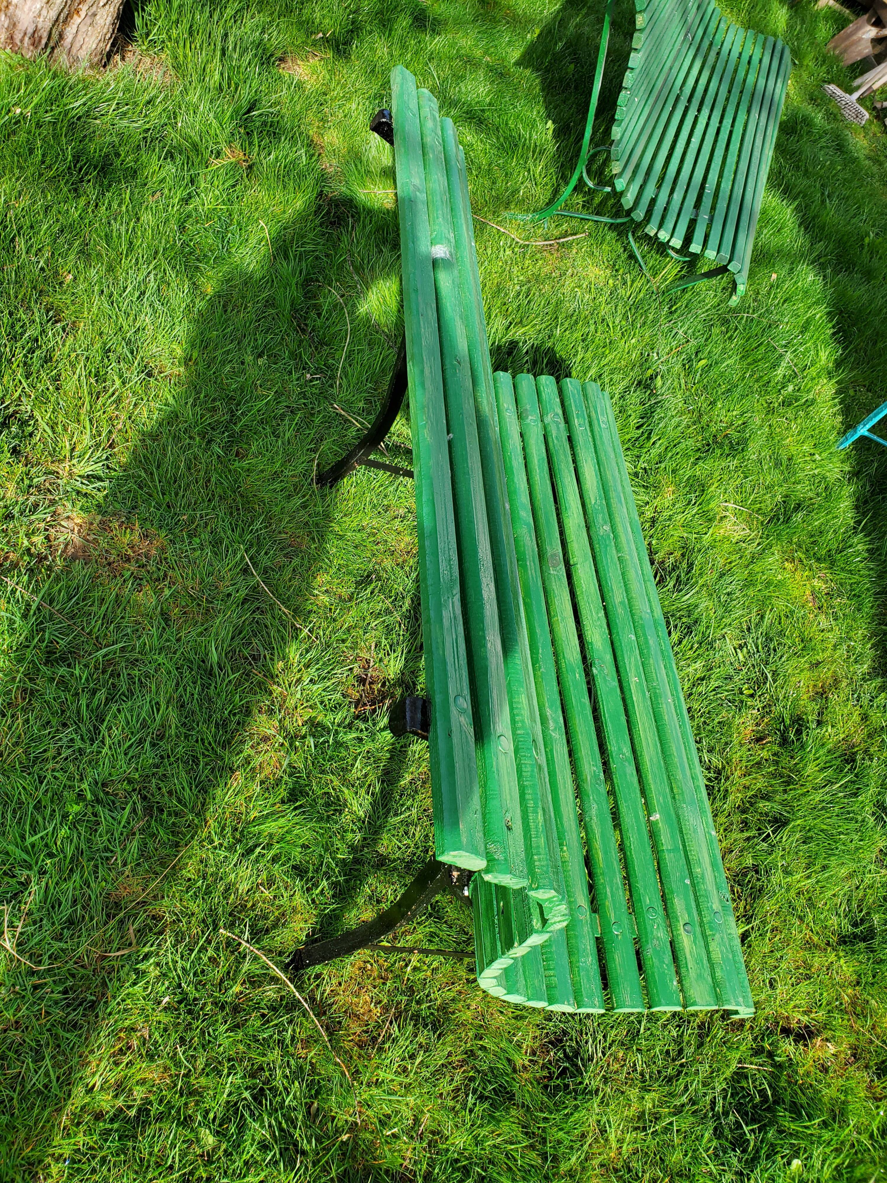Slatted garden bench
