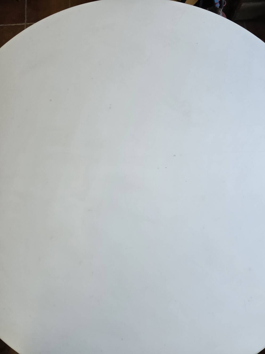 Tulip foot table from the 70s, 120cms in diameter