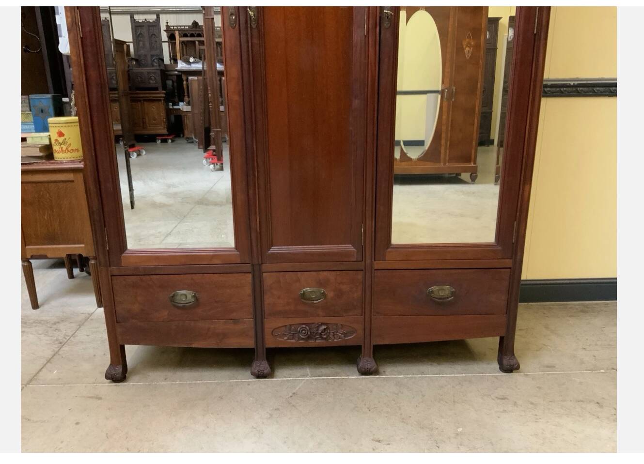 Antique wardrobe, linen cupboard - Art Nouveau