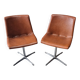 Paire de chaises pivotantes en Skaï cognac marron