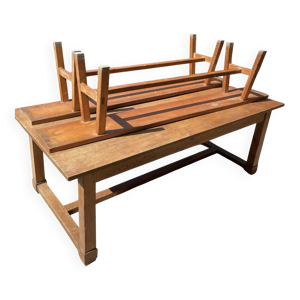 table avec ses 2 bancs