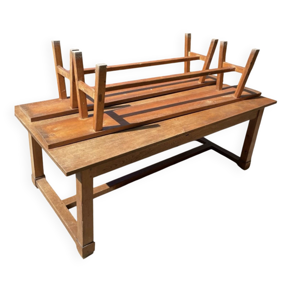 Table avec ses 2 bancs