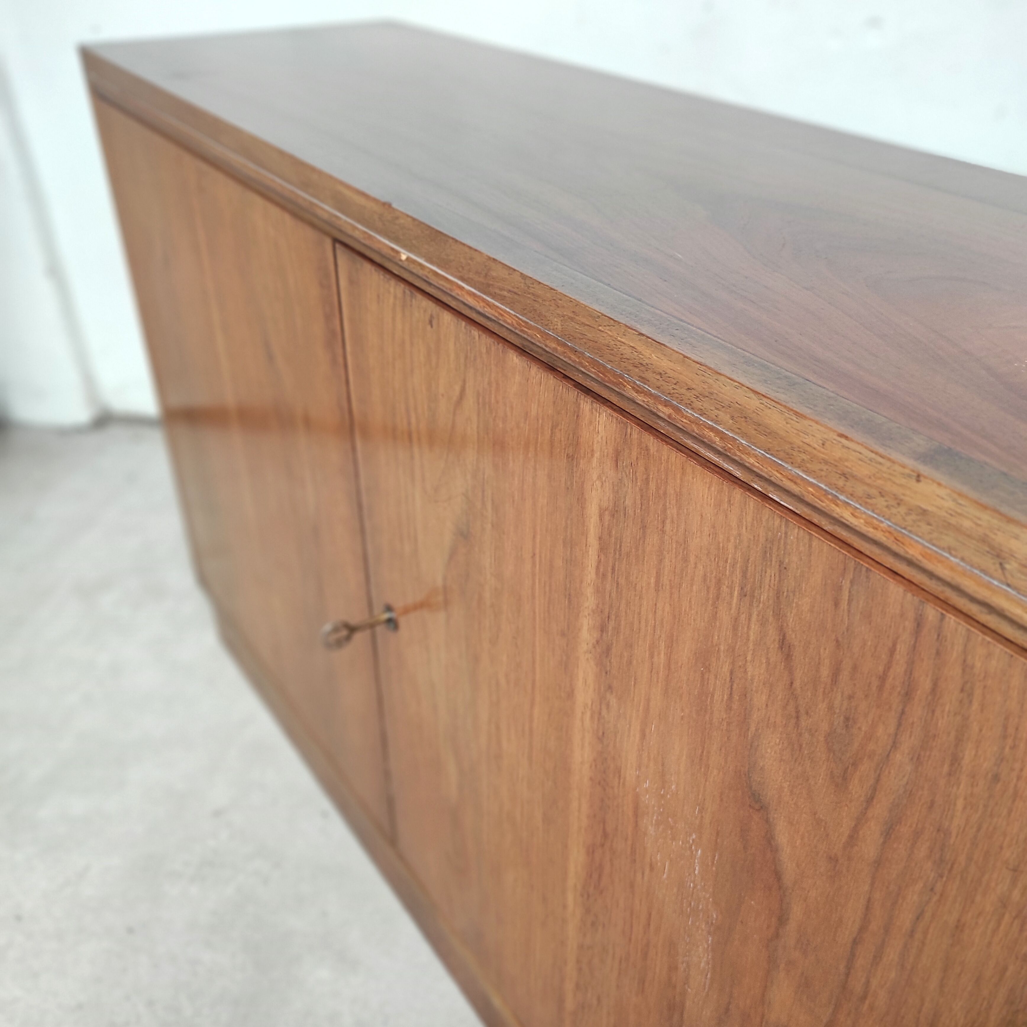 Buffet 2 portes, 1960
