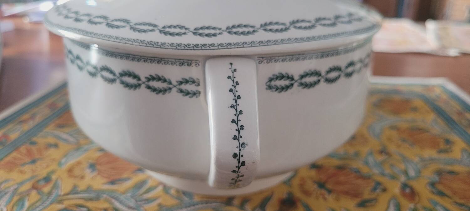 Sarreguemines iron earth soup tureen