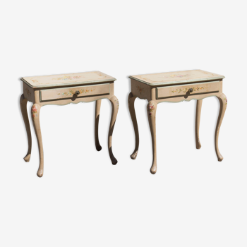 Paire de tables de chevet style Louis XV peintes années 50