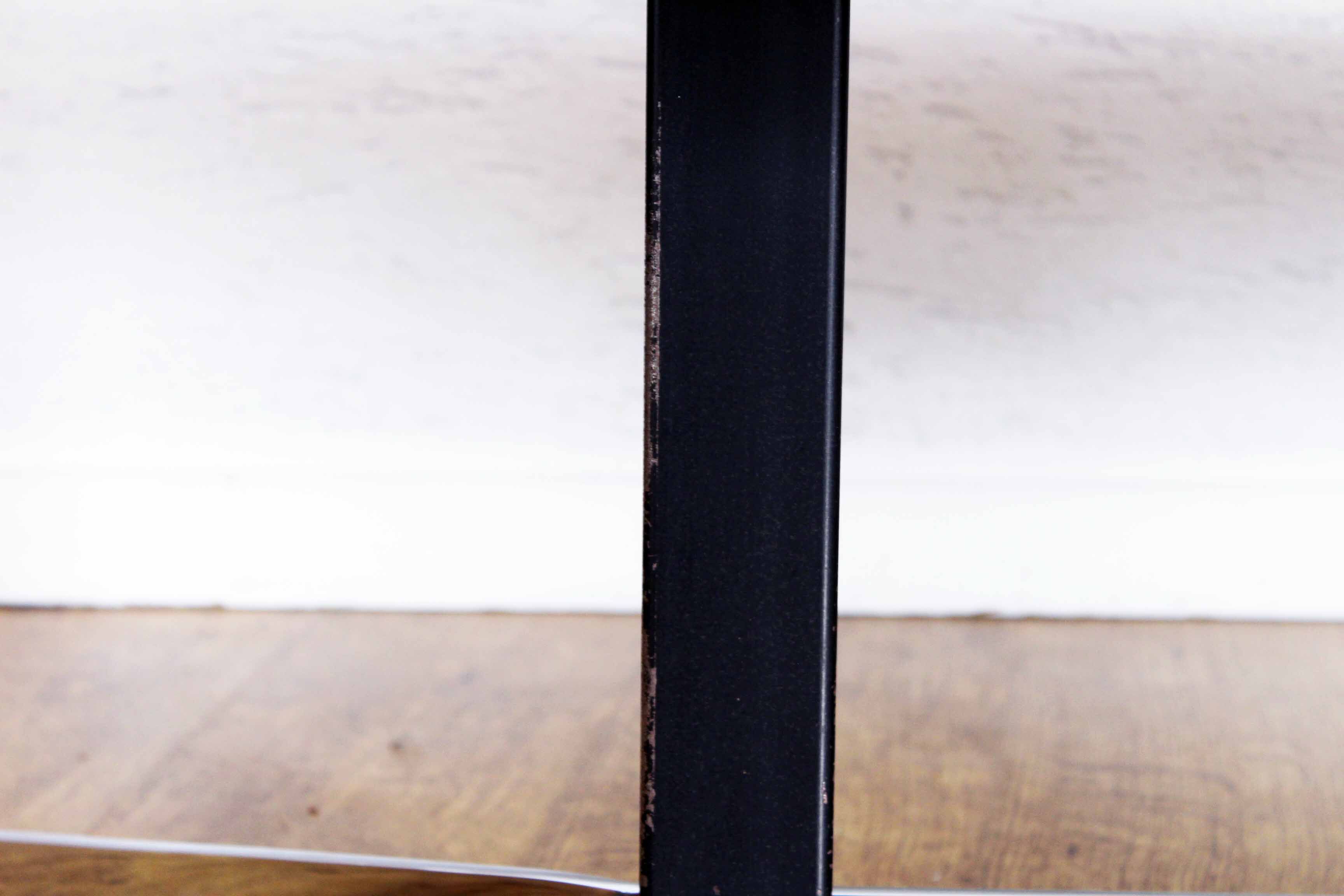 Oval coffee table in 70s green marble