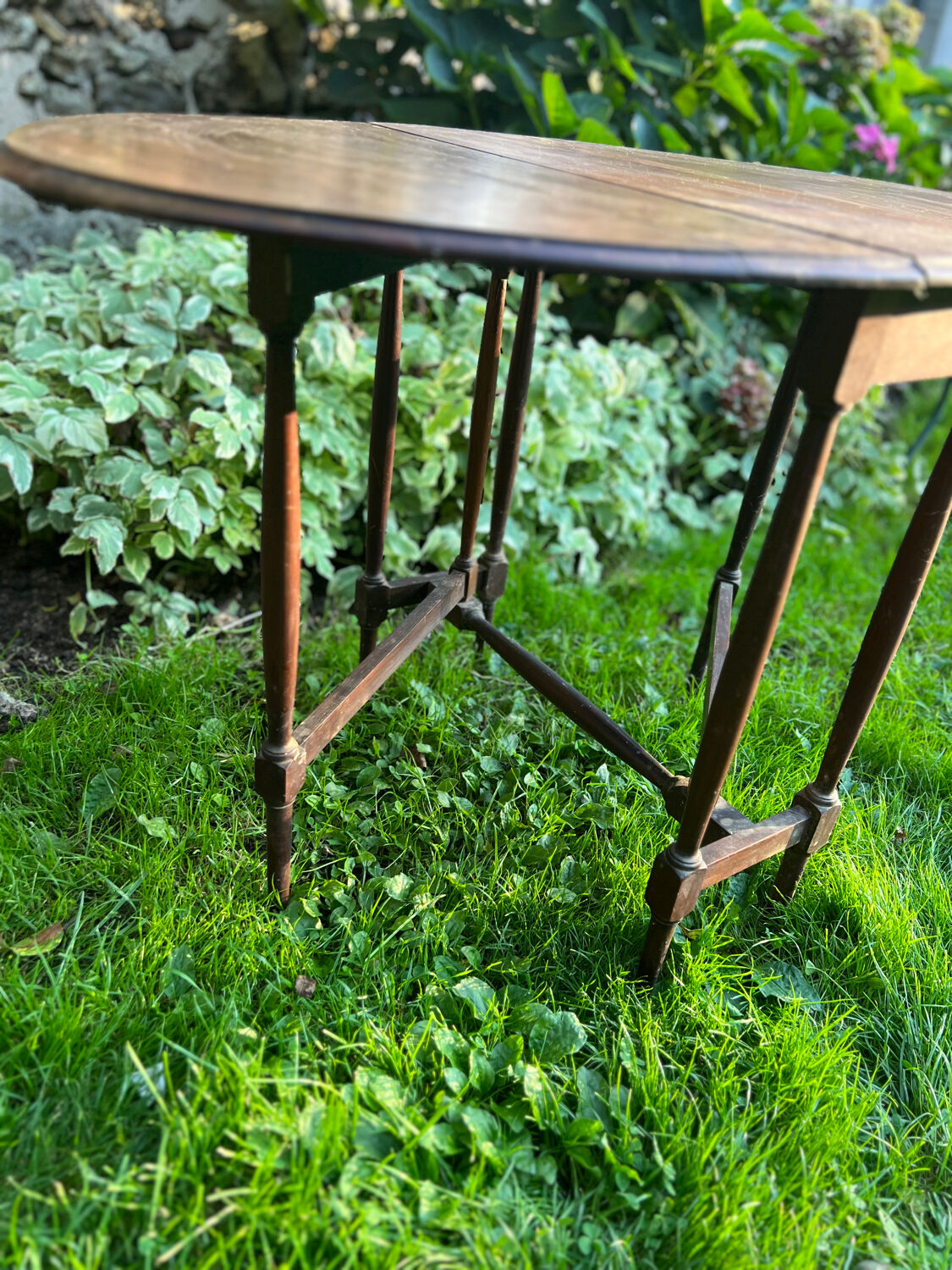 Table d’appoint pliable Gateleg en acajou