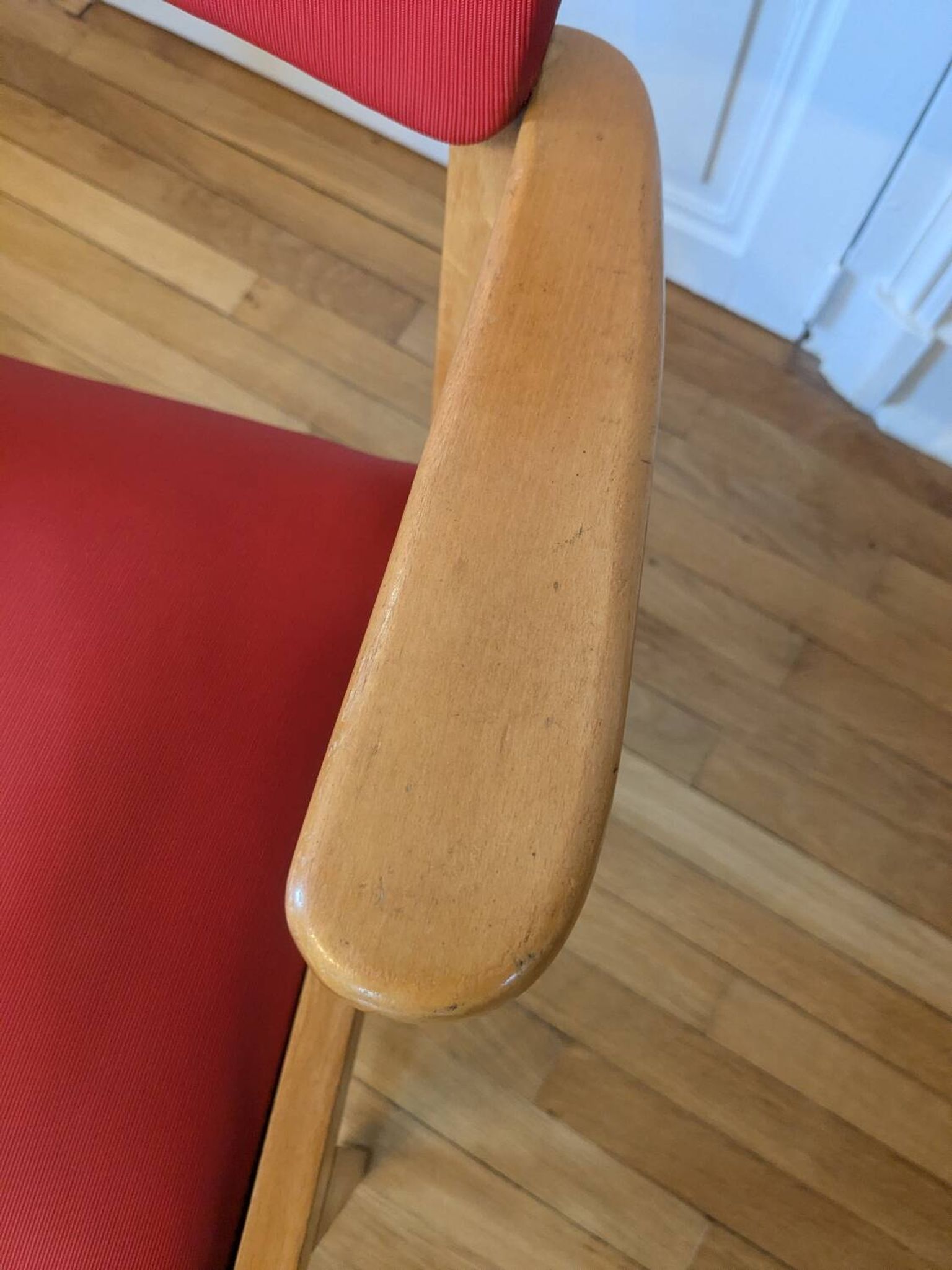 Paire de fauteuils années 60