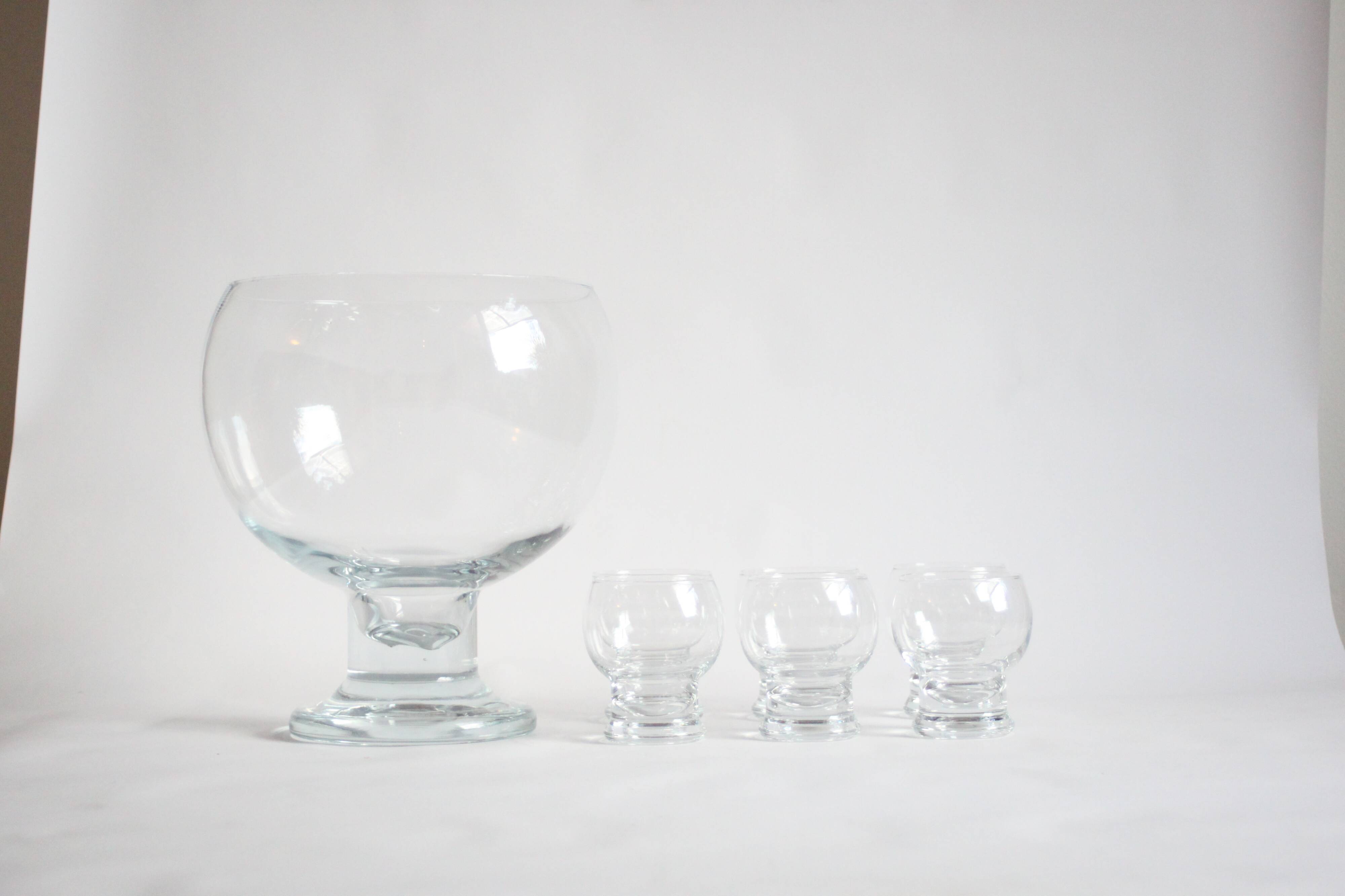 Glass Punch Bowl By Erkkitapio Siiroinen For Riihimaen Lasi, Finland 1970S