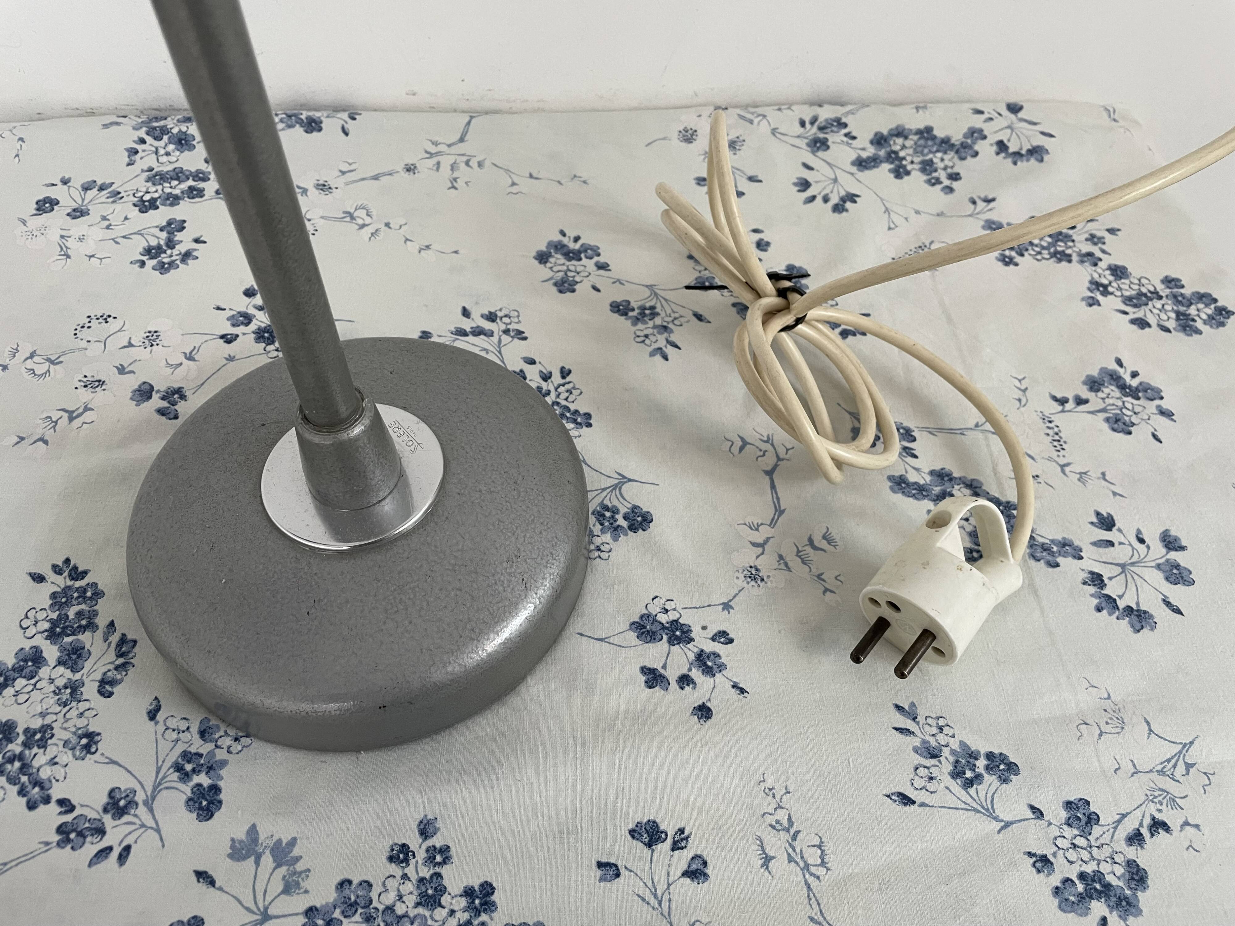 Lampe Solere vintage – Lampe de bureau industrielle française – Design XXe