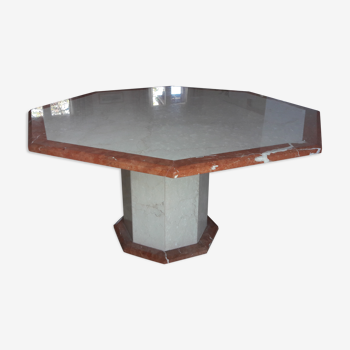 Very pretty octagonal marble table