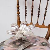 Spanish flower ashtray from the 60s/70s in silver metal