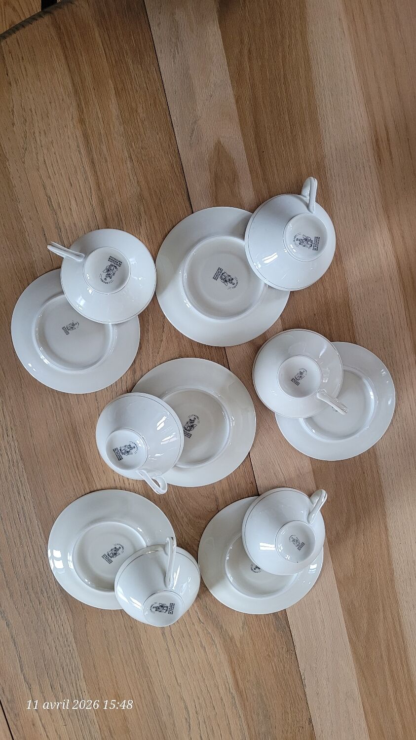 6 vintage Baudour Cerabel cups and saucers