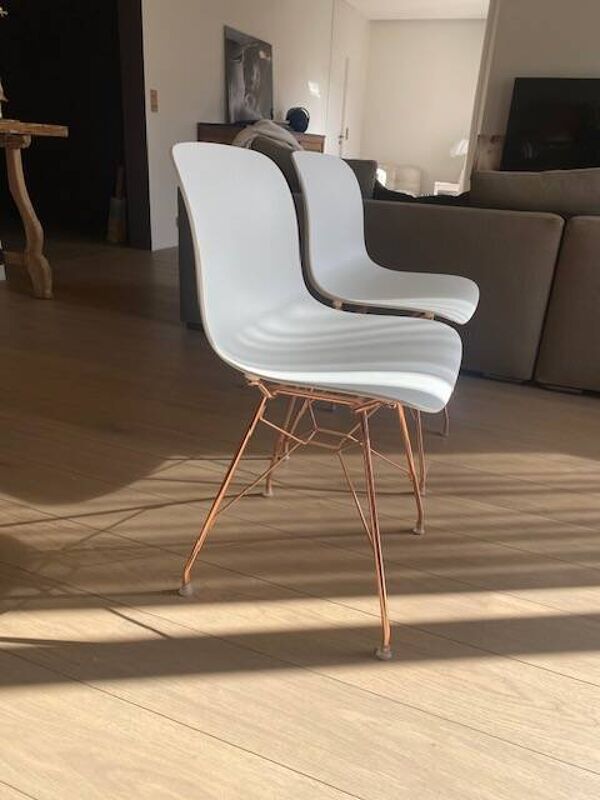 Chaise Troy blanc polypropylène, fils d'acier cuivre, Marcel Wanders MAGIS