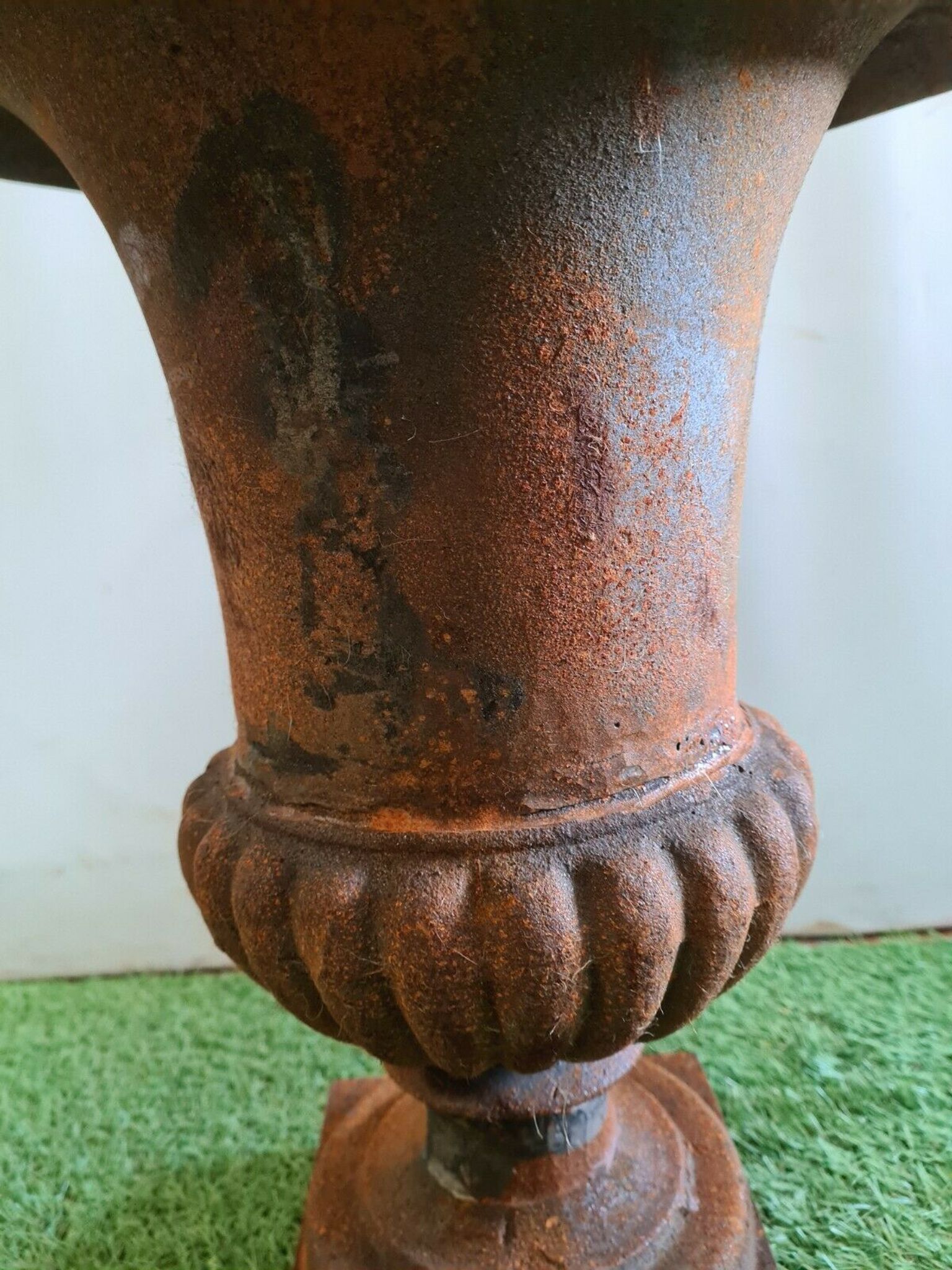 vase médicis en fonte