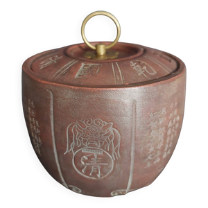 Pot à thé en terre