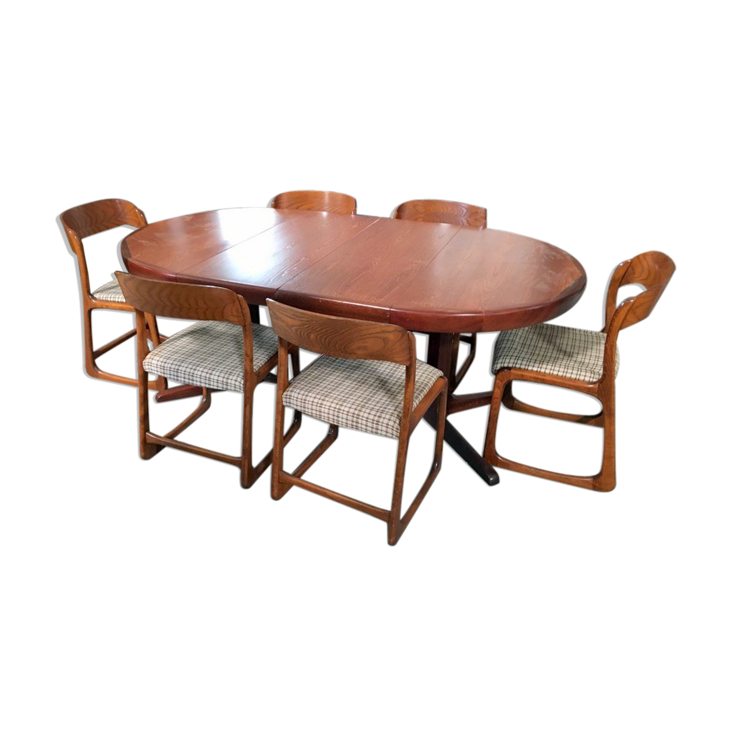 Baumann table and chairs