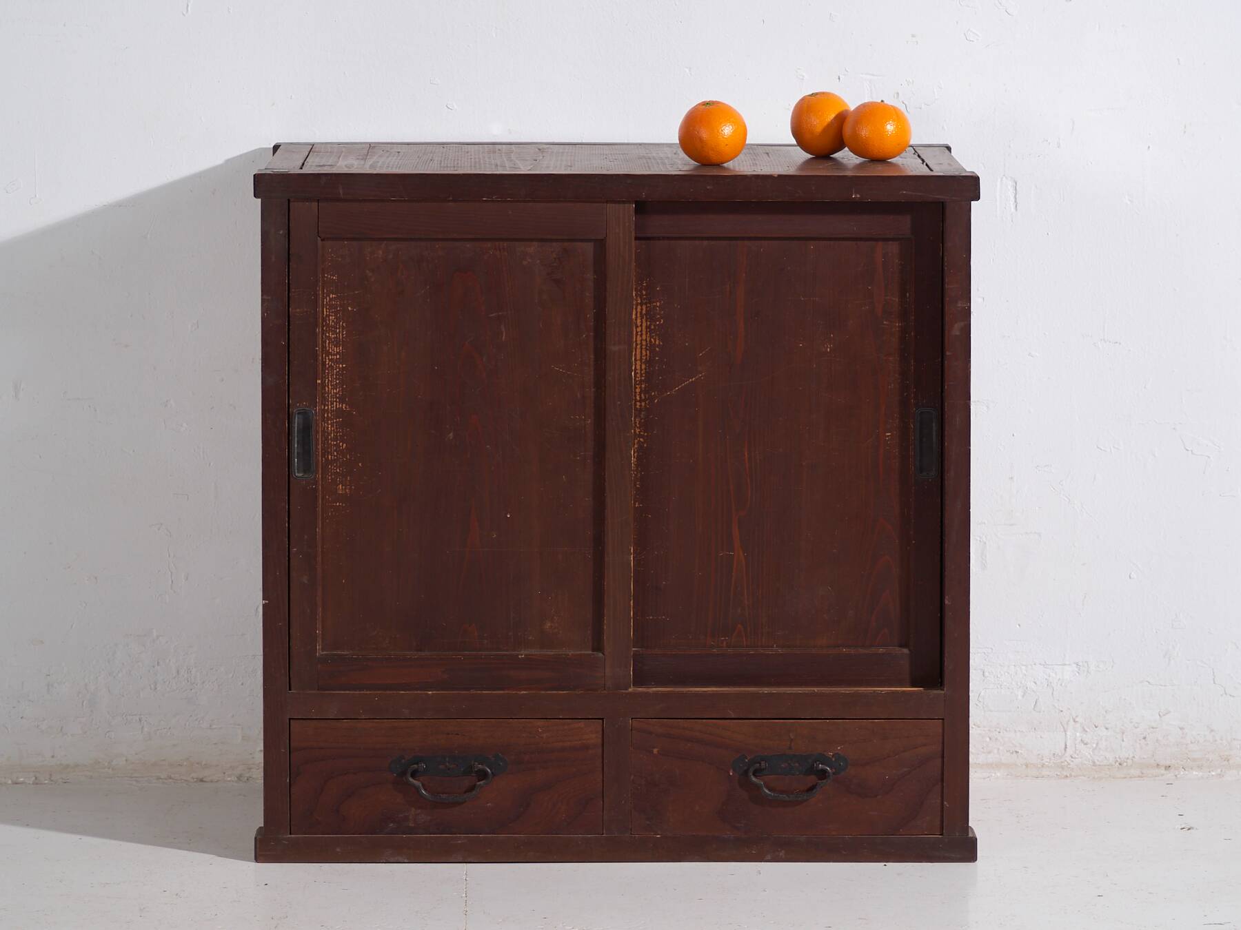 Antique Japanese wardrobe with sliding doors – Taishō/Showa period (c. 1920-1950)