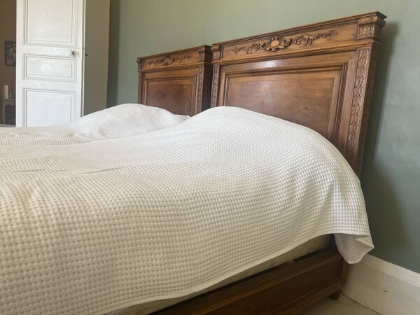 Paire de lits anciens en bois massif - Style 1900 / Campagne chic