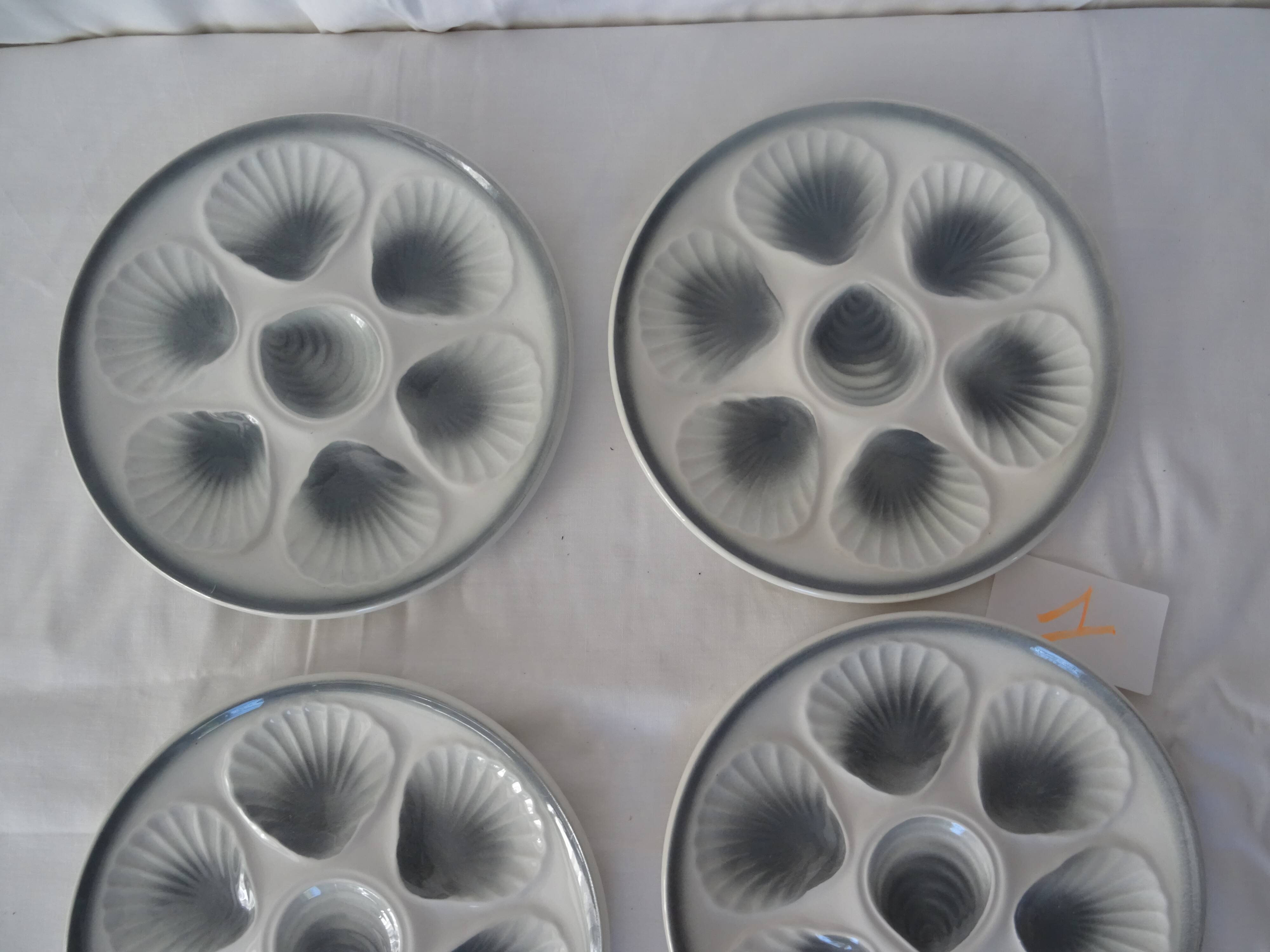 6 Plates oysters mills wolves 430112 shade of gray faience L1