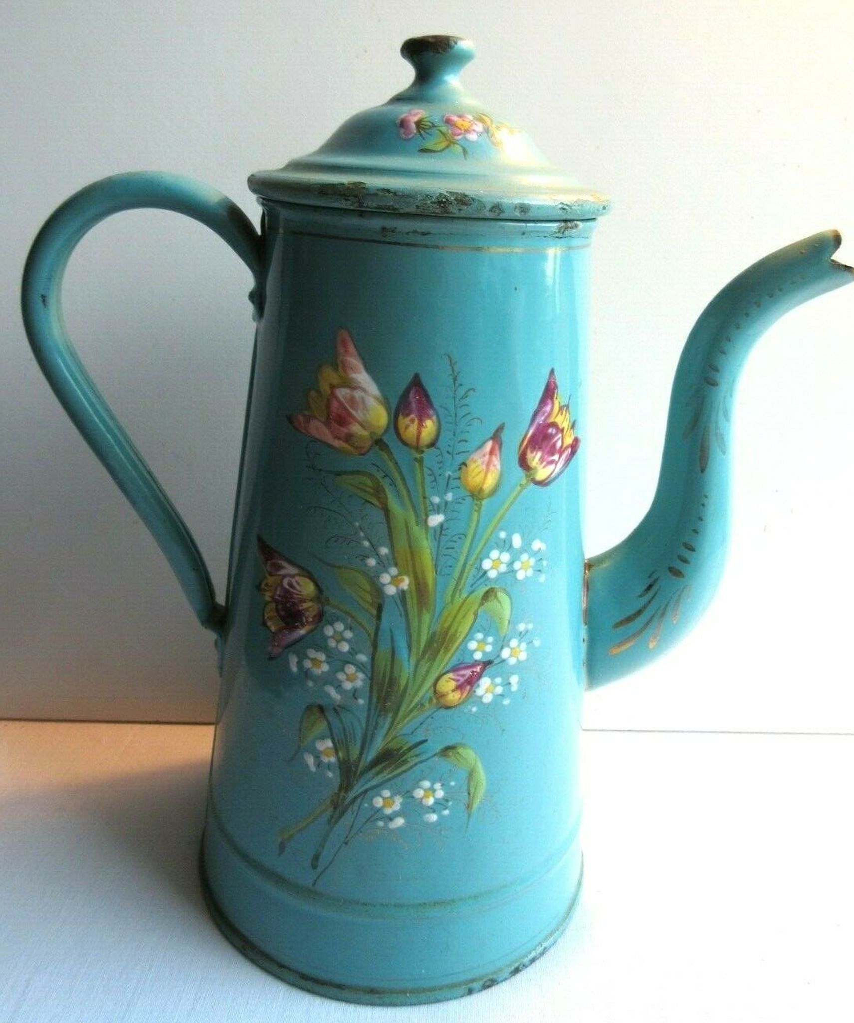 Art Deco coffee maker enamelled sheet metal in relief: Tulips and forget-me-nots on a green background