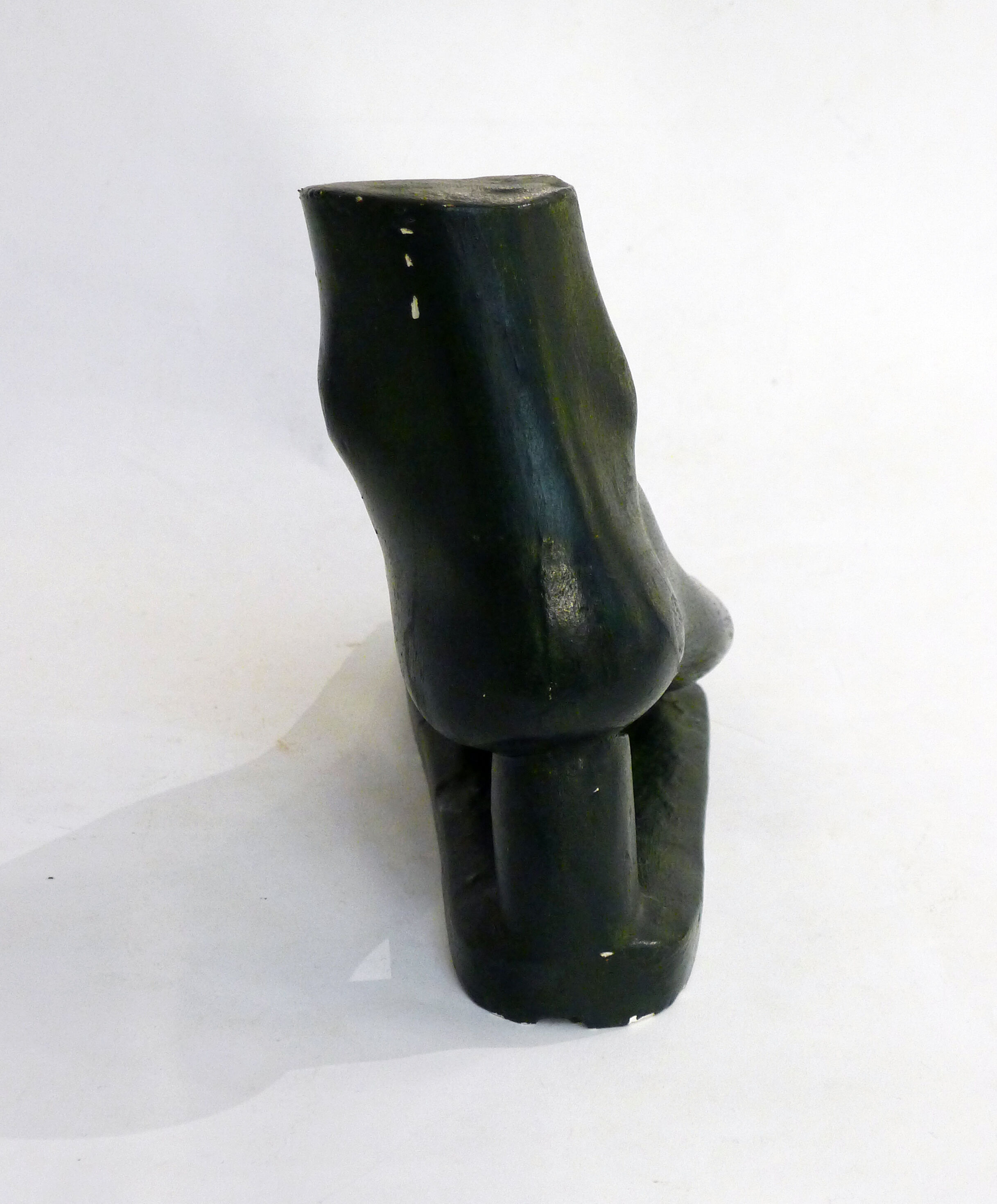 Sculpture pied en plâtre