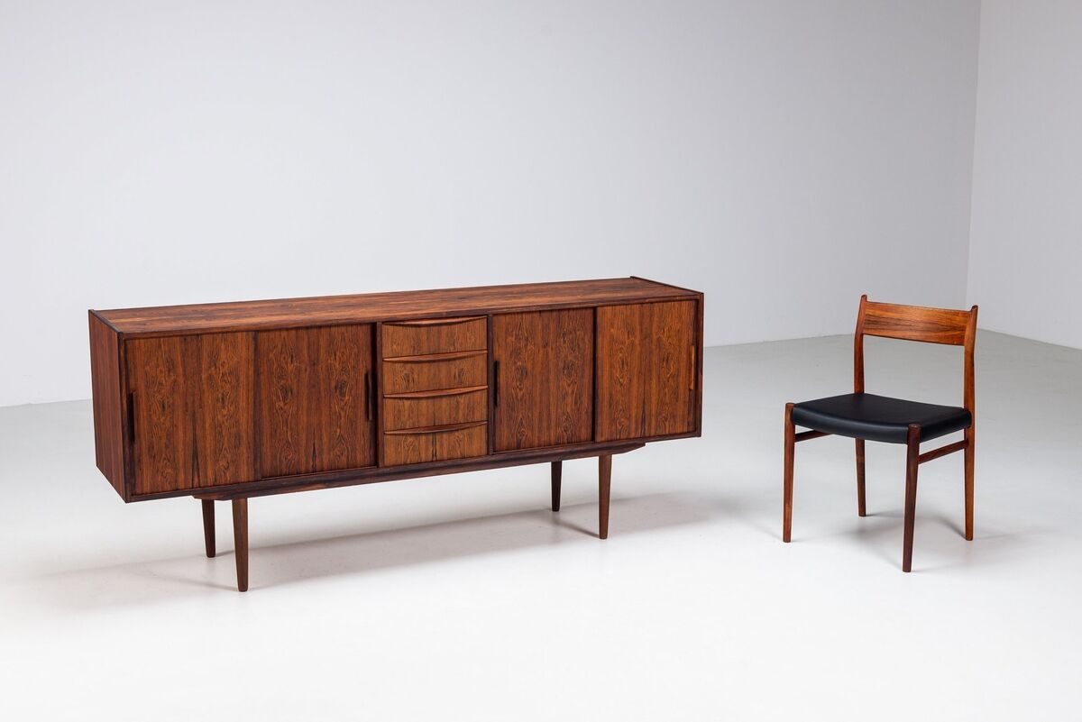 Scandinavian symmetric sideboard in rosewood Denmark 1960