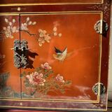 Lacquered wooden display case - China 1950
